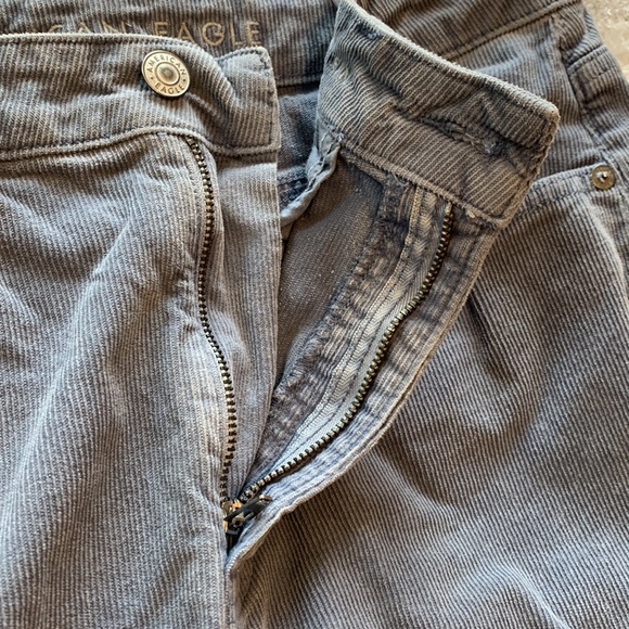 AEO mom straight corduroy Jean: size 8 long - Picture 2 of 6
